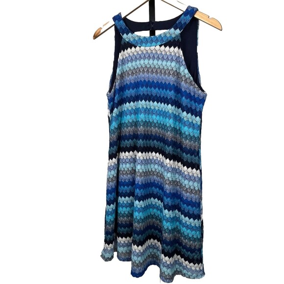 Roxberi Dress Large Crochet Zig Zag Blue Knit V Back Trapeze Shift Knee Length - Picture 2 of 7